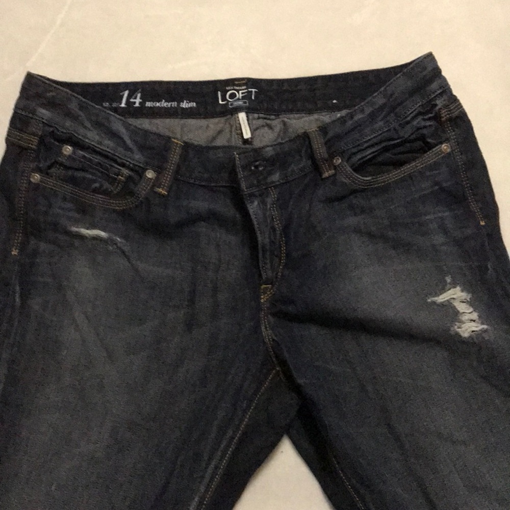 Stylish Ripped Jeans